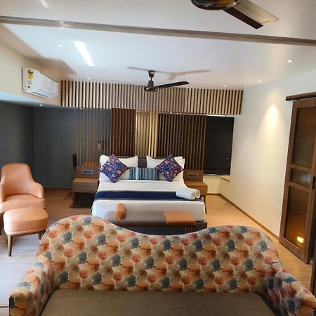 Hotel Le Grande - Mumbai International Airport מראה חיצוני תמונה