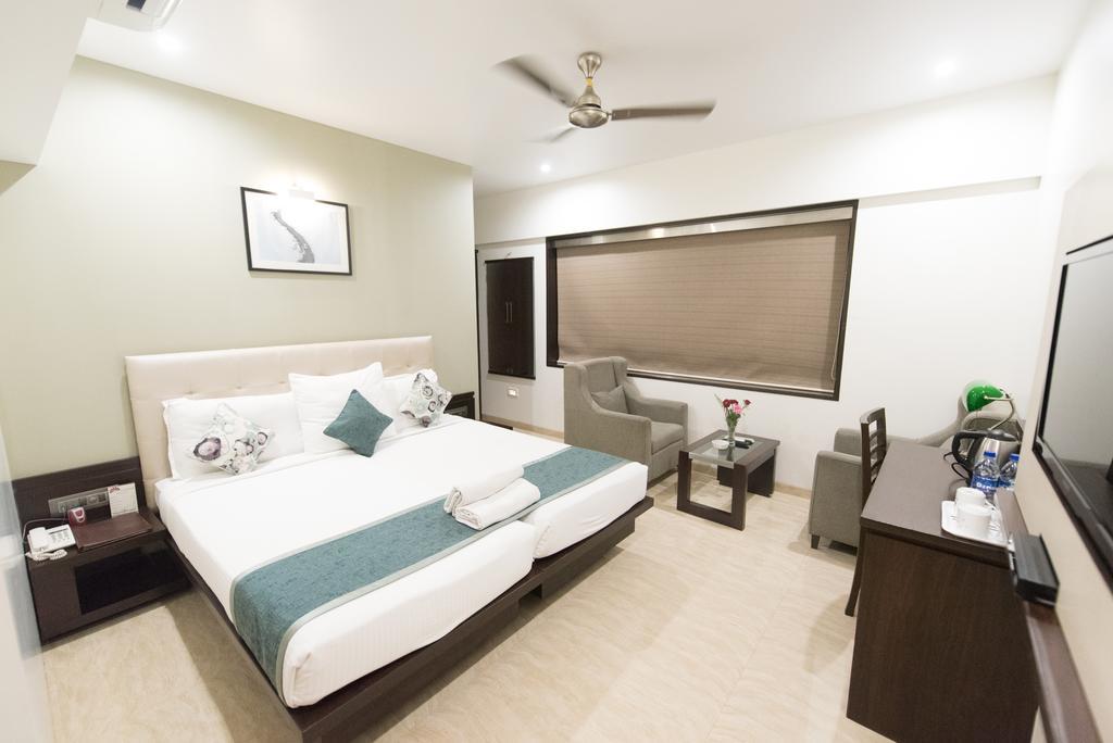 Hotel Le Grande - Mumbai International Airport מראה חיצוני תמונה