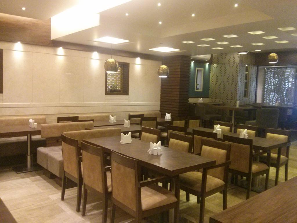 Hotel Le Grande - Mumbai International Airport מראה חיצוני תמונה